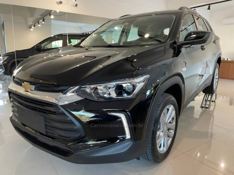 CHEVROLET - TRACKER - 2024/2025 - Preta - R$ 159.140,00