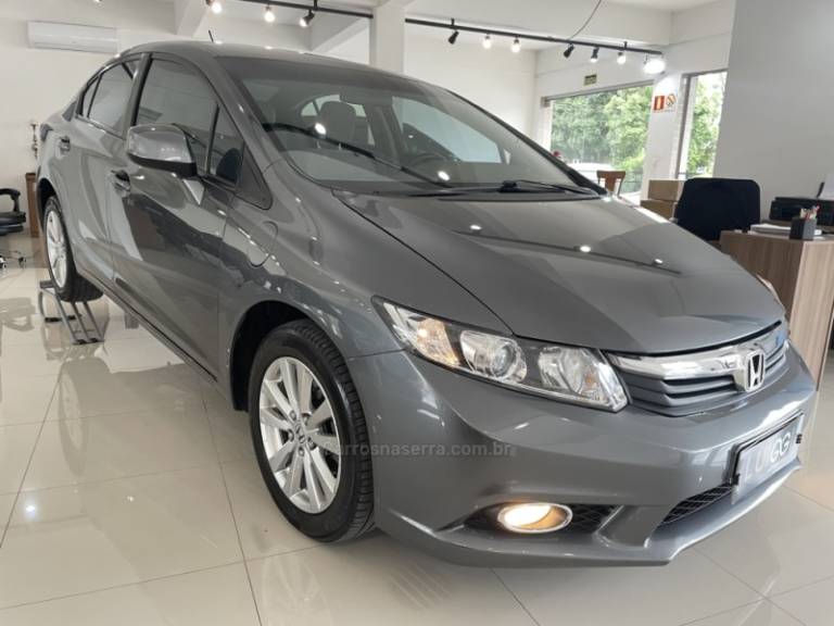 HONDA - CIVIC - 2012/2012 - Cinza - R$ 70.900,00