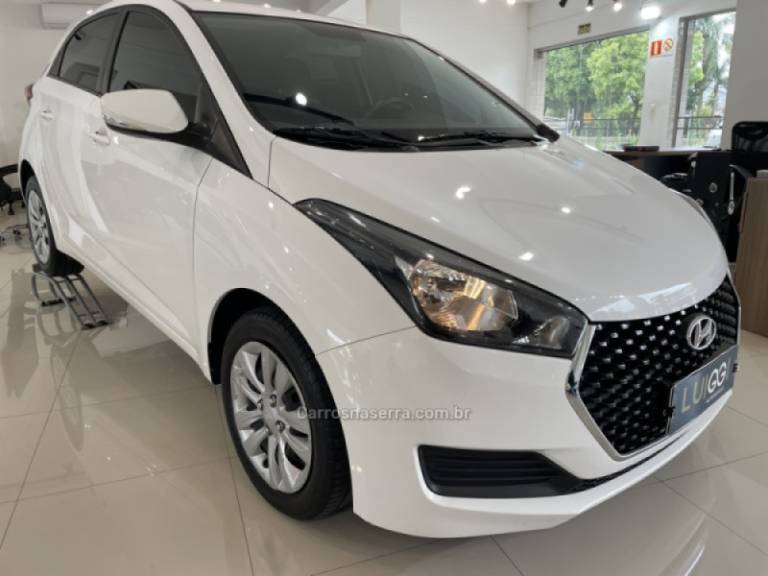 HYUNDAI - HB20 - 2019/2019 - Branca - R$ 70.900,00