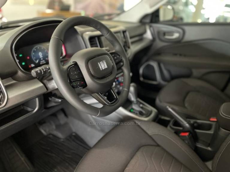 FIAT - TORO - 2024/2025 - Várias - R$ 159.990,00