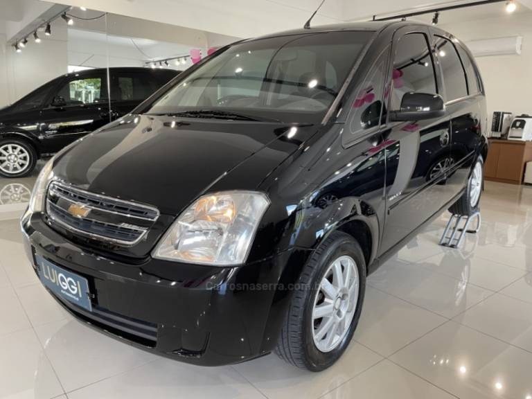 CHEVROLET - MERIVA - 2010/2011 - Preta - R$ 32.900,00