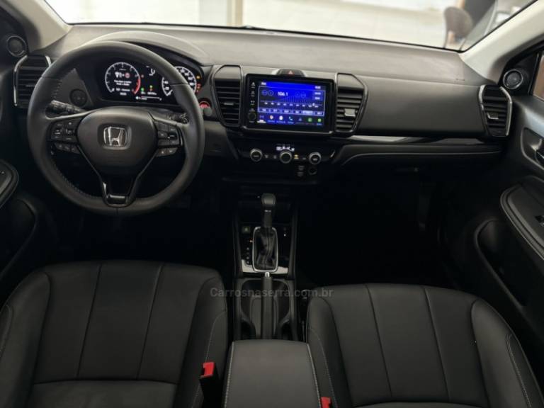 HONDA - CITY - 2023/2024 - Vermelha - R$ 129.900,00