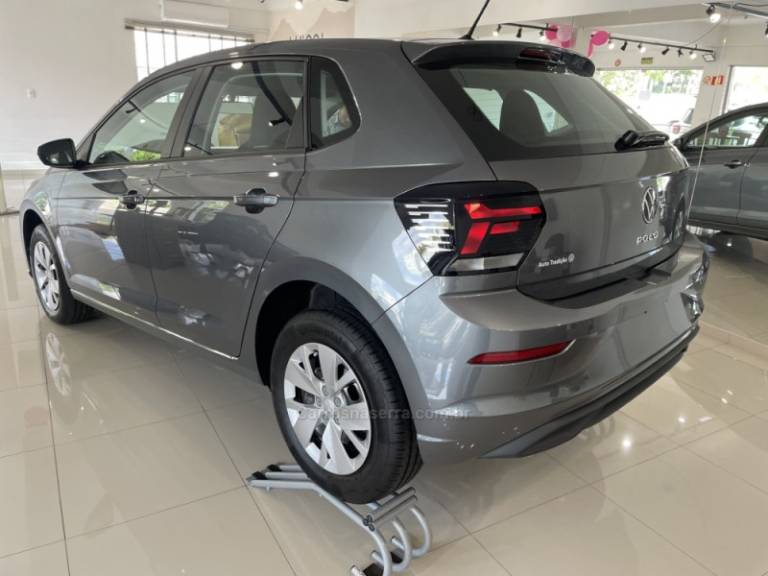 VOLKSWAGEN - POLO - 2024/2024 - Cinza - R$ 98.140,00