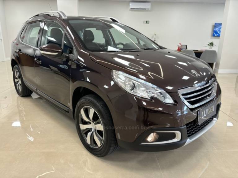 PEUGEOT - 2008 - 2015/2016 - Marrom - R$ 59.900,00